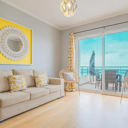 Ocean View In Canico De Baixo *