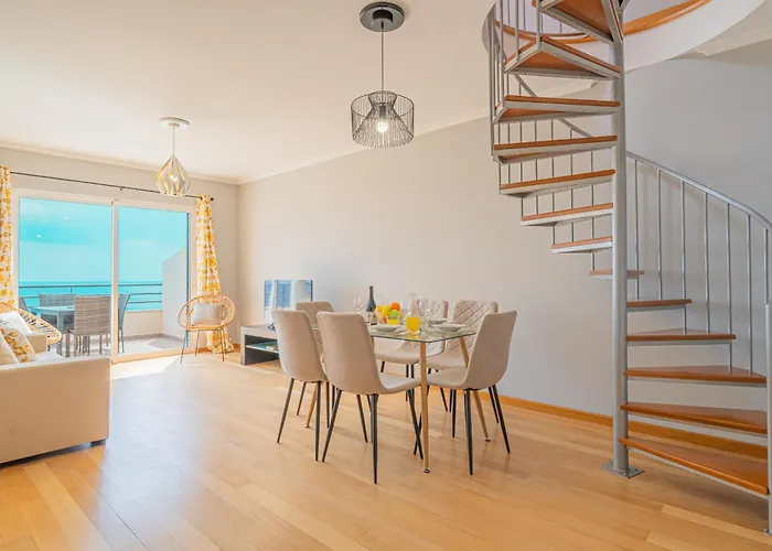 Ocean View In Canico De Baixo Appartamento