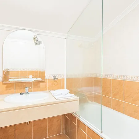 Apartamento Ocean View In Canico De Baixo Funchal (Madeira)