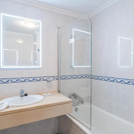 Ocean View In Canico De Baixo * Funchal (Madeira)